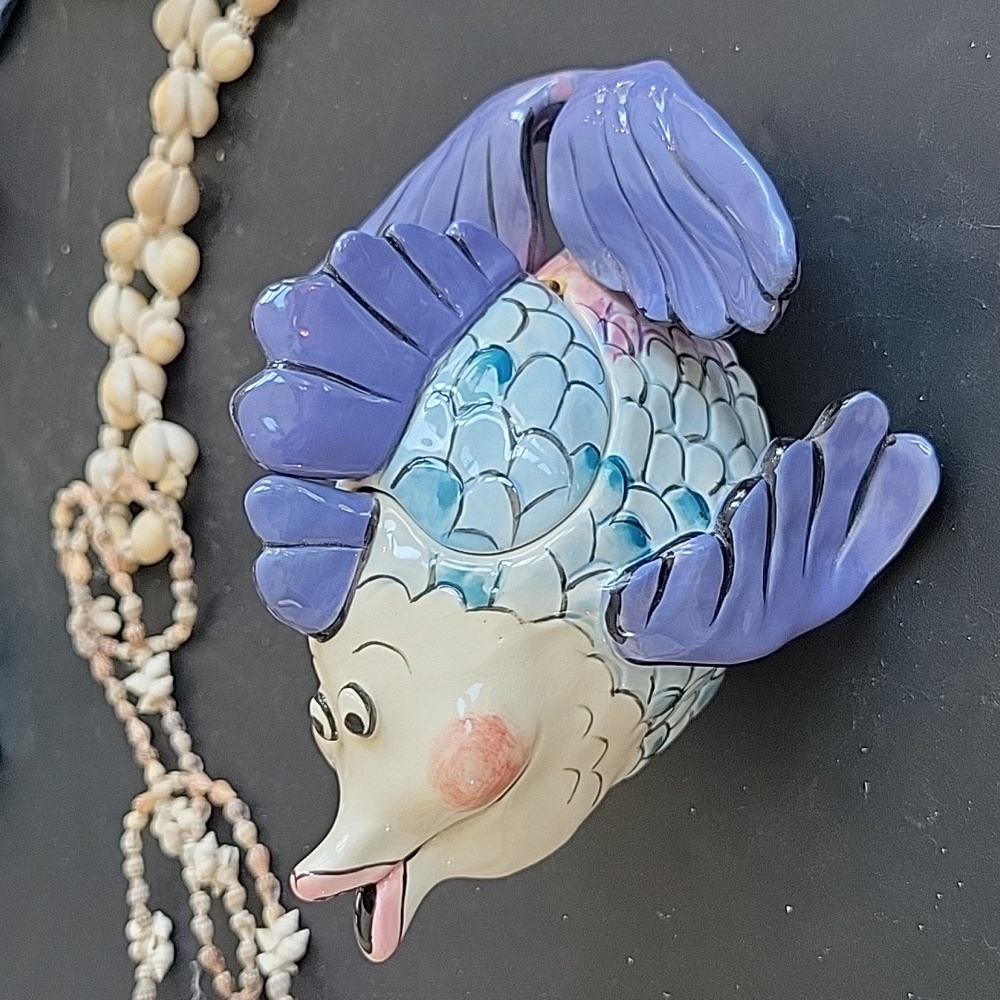 Heather Goldminc Blue Sky Puffy Fish t-lite Candle Holder w/ Heart Accent 2005